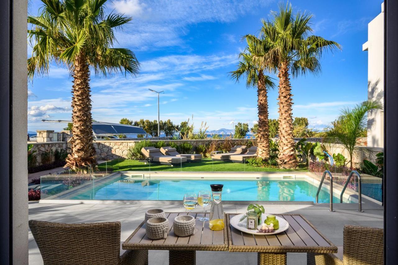 Penelope Beachfront Villa Kremastí Exterior foto